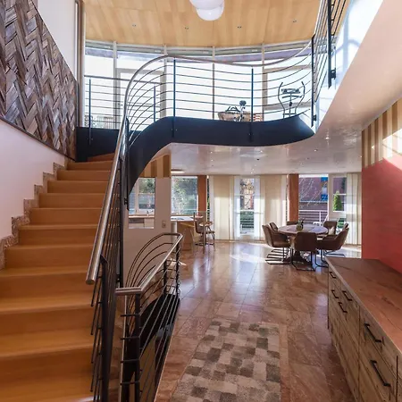 Kaiserhoam Guest house 4*